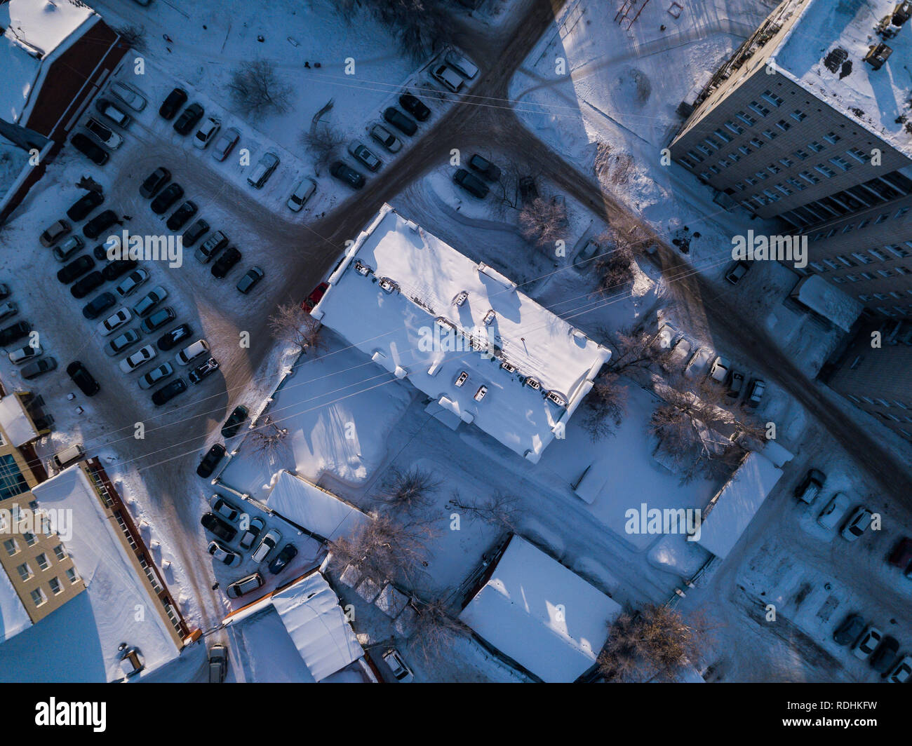 Snowing Background High Resolution Stock Photography and Images - Alamy