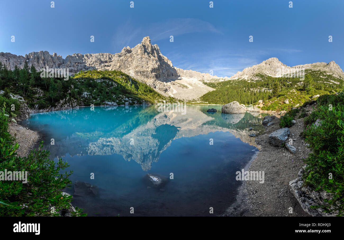 Beautiful Lake Sorapis in Italian Dolomites. Popular with hikers. Stock Photo