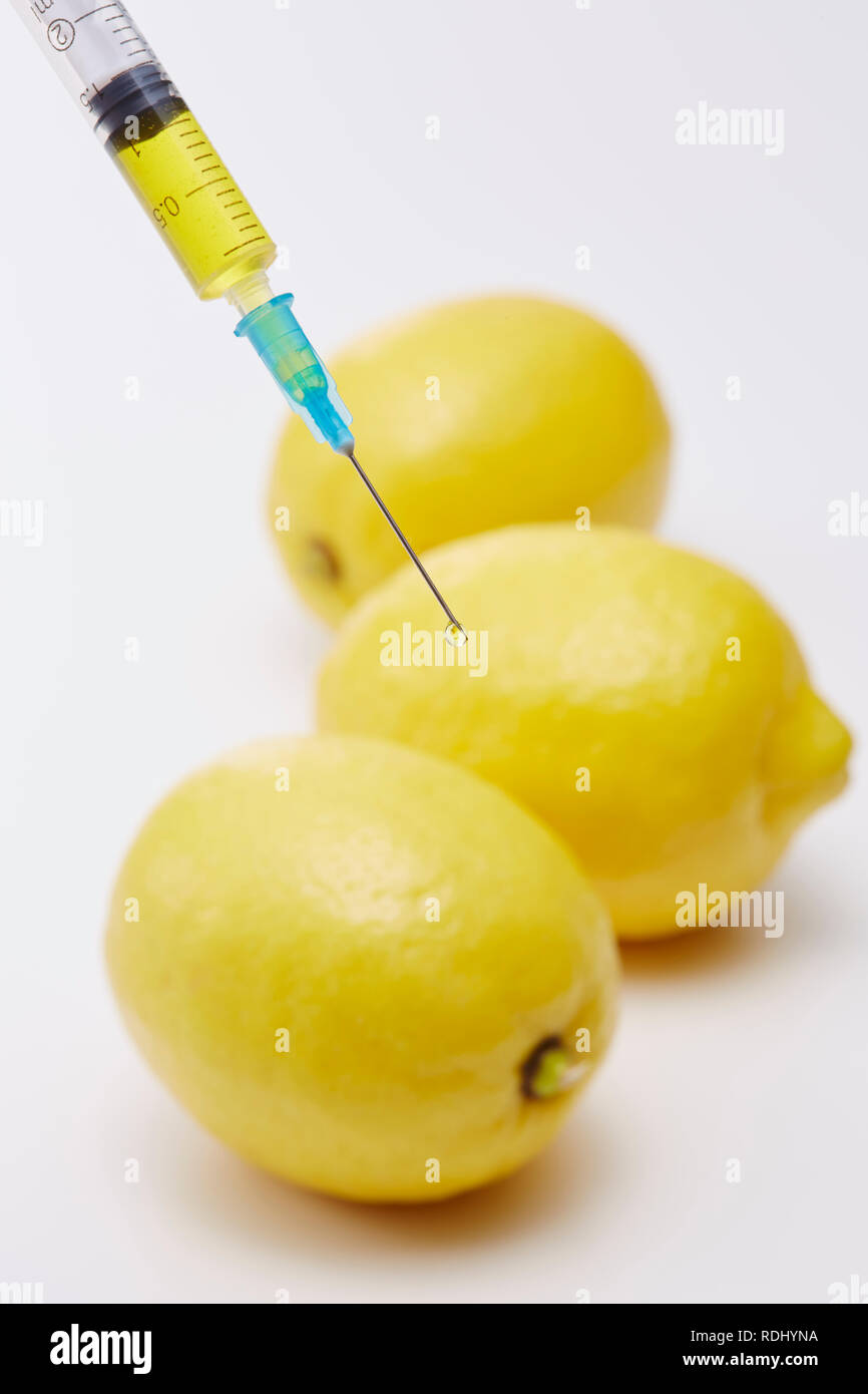 Vitamin c injection hi-res stock photography and images - Alamy