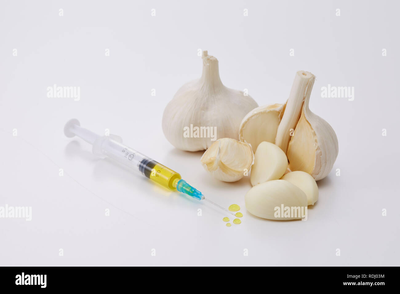 Roasted Garlic Injection Garlic injection hi-res stock photography and images - Alamy