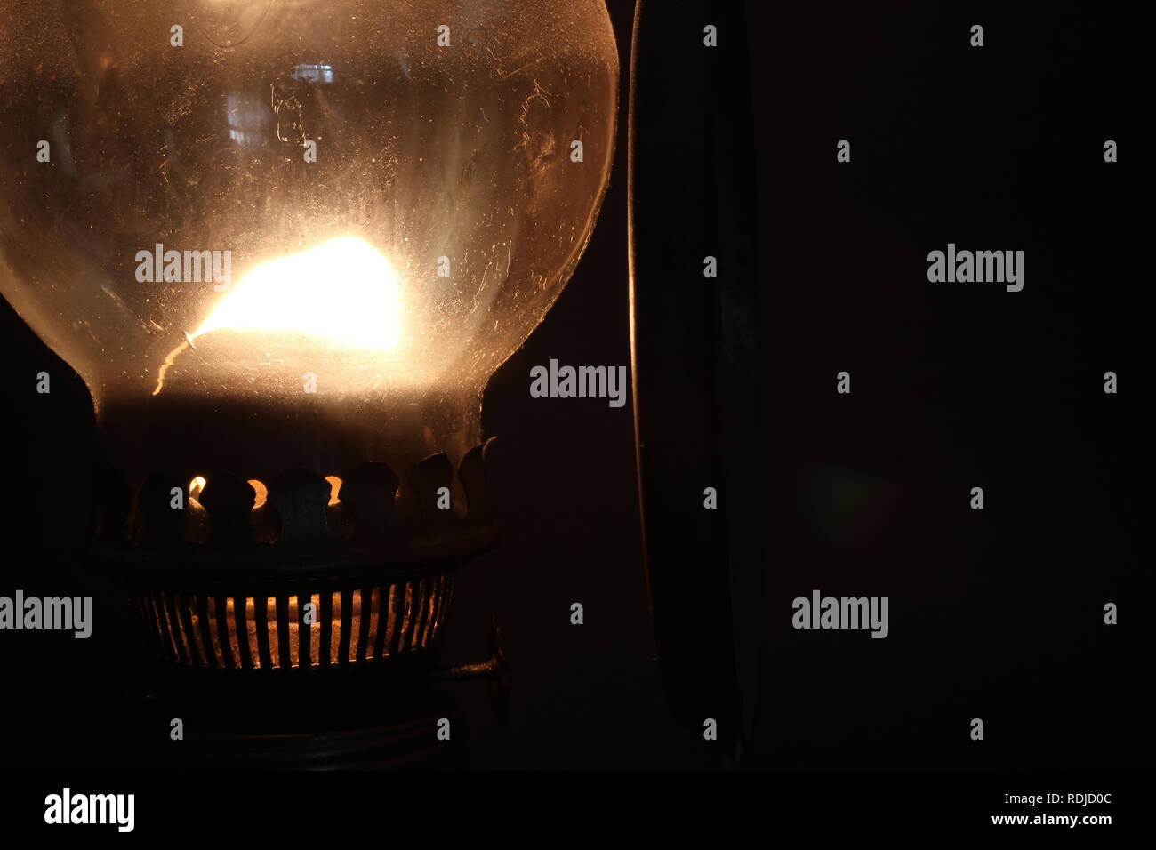 What Does Oil Lamp Mean at Morris Ecklund blog