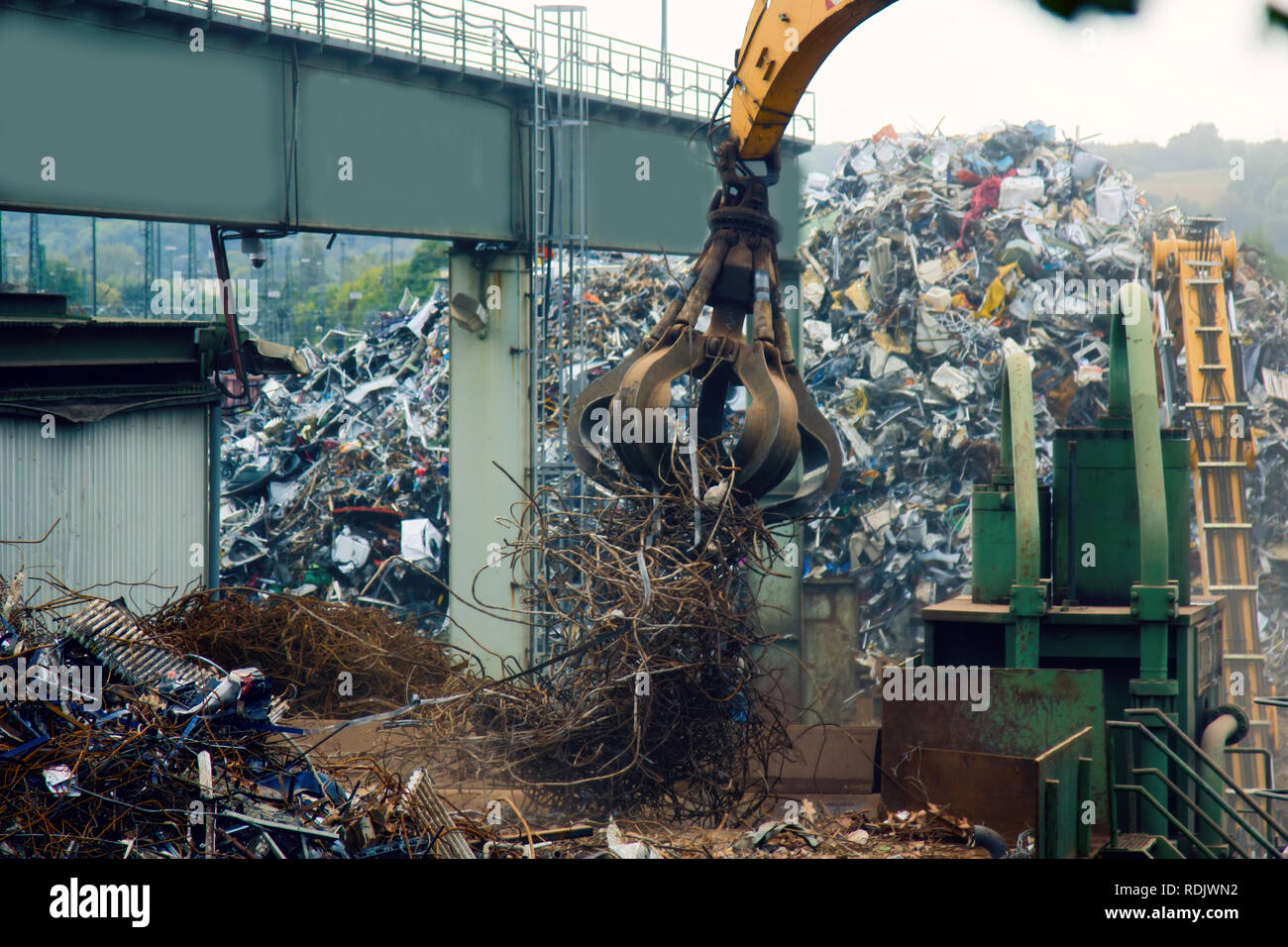 Enterprise for collection and recycling of scrap metal (scrapmetal