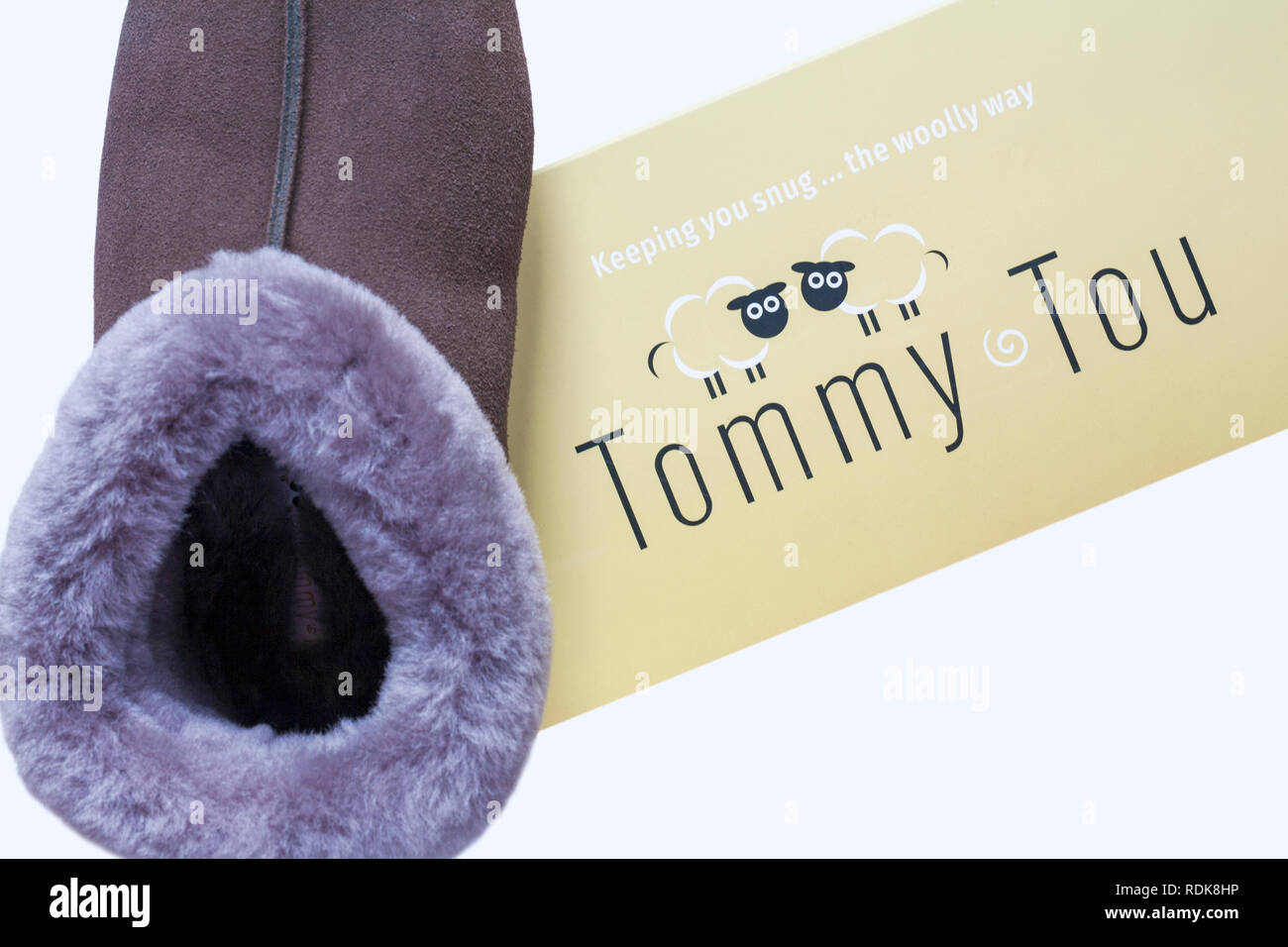 tommy tou slippers