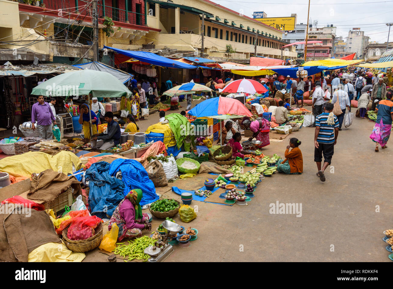 Fruit and veg for sale, outside Krishnarajendra market, Banaglore, Bengaluru, Karnataka, India Stock Photo