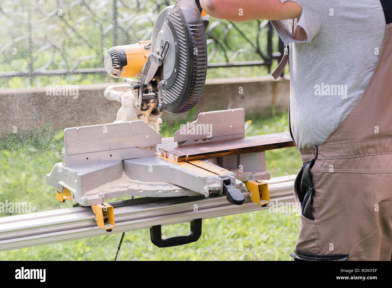 Saw master wood sale cutter