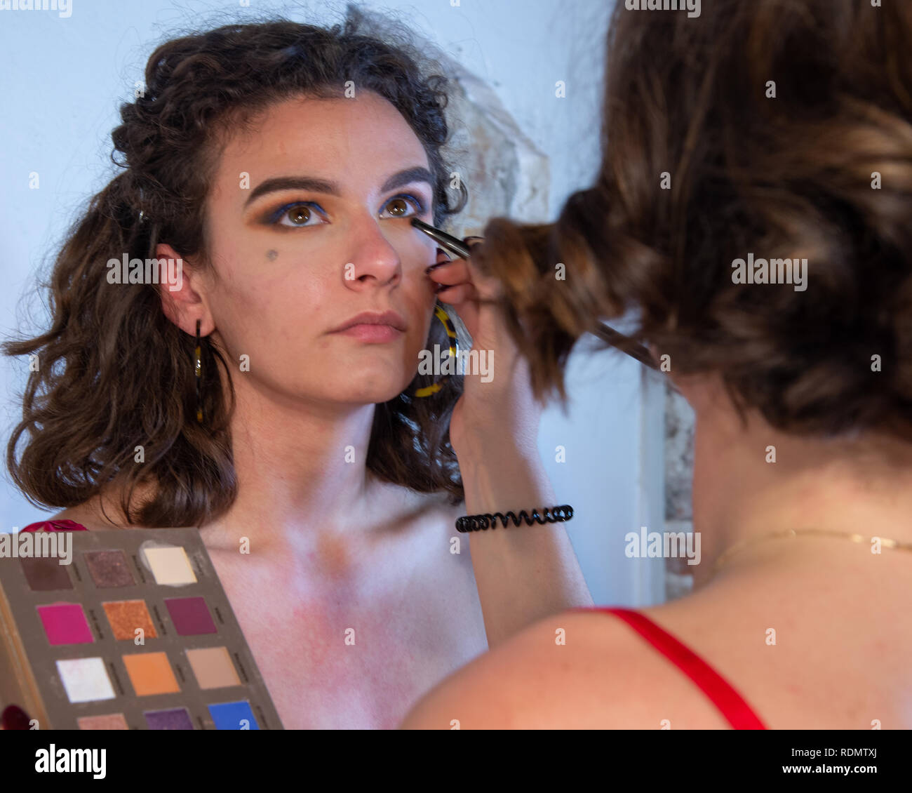 Human body painting artist hi-res stock photography and images - Alamy