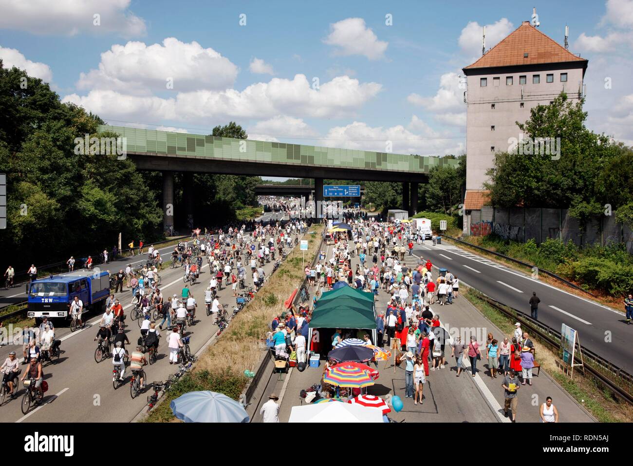 The Duisburg-Kaiserberg junction at the Still-Leben art event on the Ruhrschnellweg A40 motorway, largest event of the Capital Stock Photo