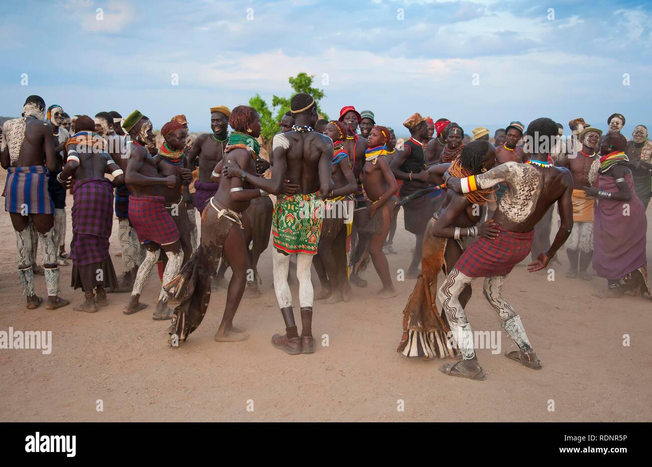Nyangatom, Bumi, dance ceremony, dancing men and women, Omo river Valley, Ethiopia, Africa Stock Photo