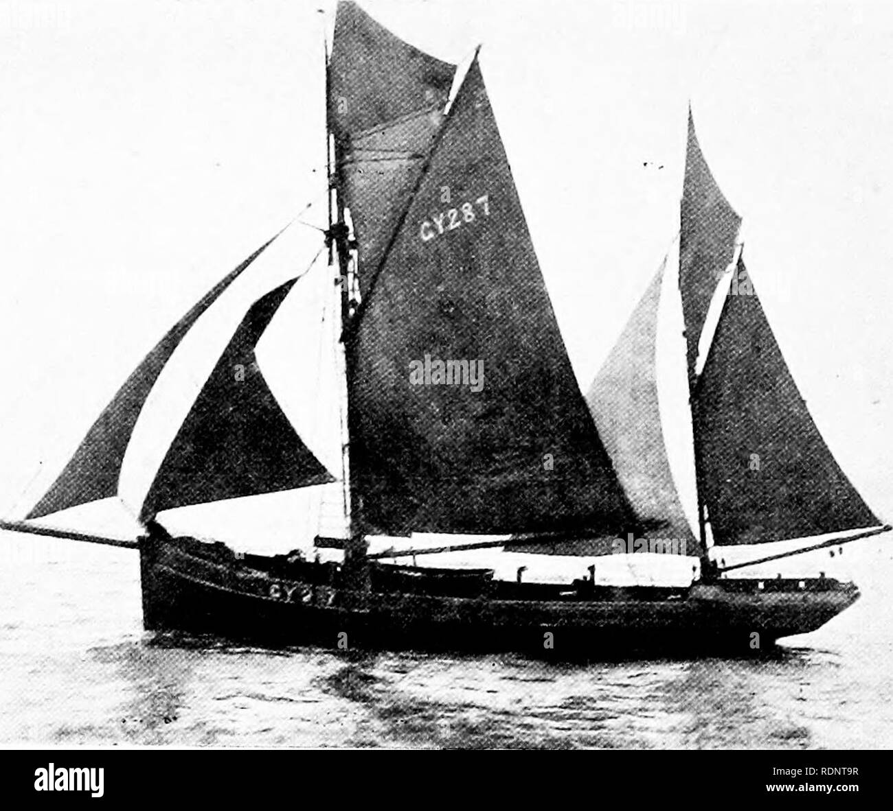 Vessels trawler trawlers Black and White Stock Photos & Images - Alamy