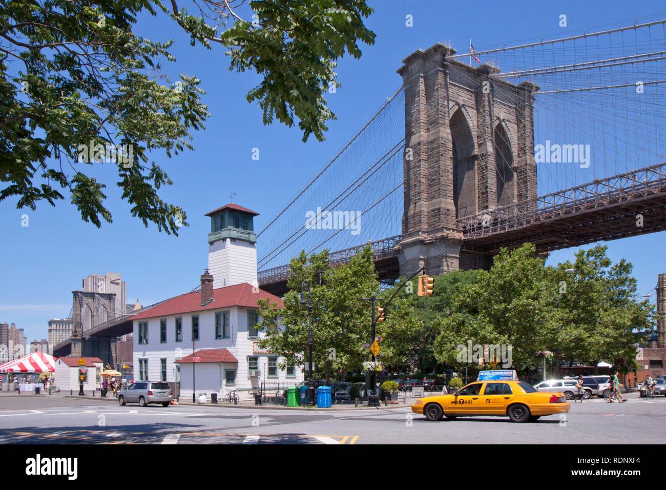 Brooklyn neighborhoods new york hi-res stock photography and images - Alamy