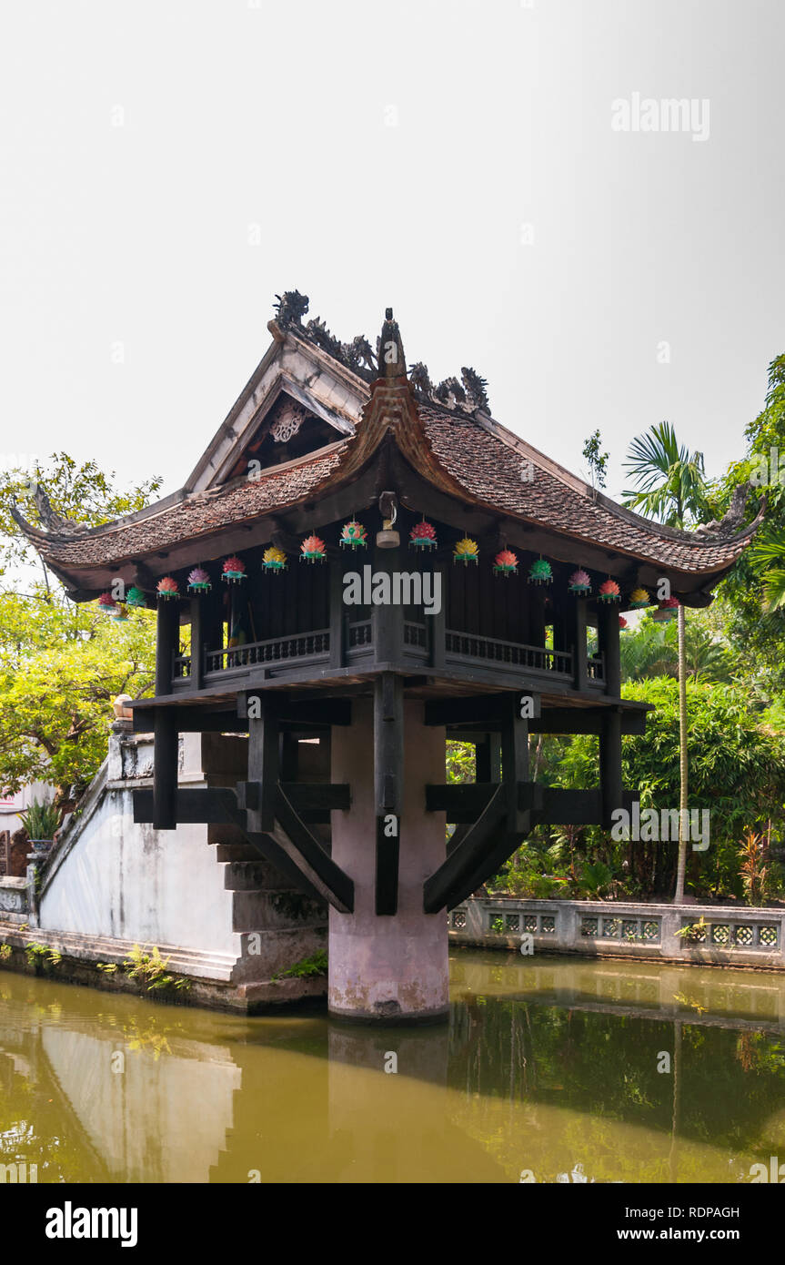 One Pillar Pagoda exterior and large pond on a sunny day, Hanoi