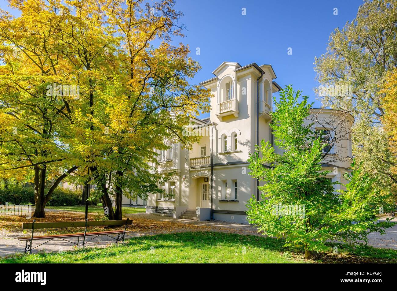 WARSAW, MAZOVIAN PROVINCE / POLAND - OCTOBER 12, 2018: 19th cent. eclectic Koelihen Palace in the Wlochy district. Stock Photo