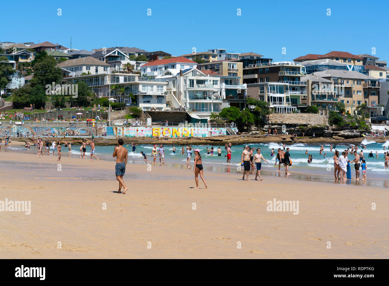 24th December 2018, Bondi Sydney Australia: people enjoying hot sunny