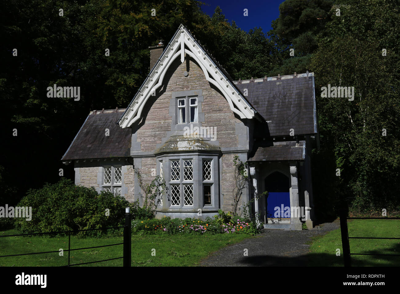 old historic gate lodge killarney national park, county kerry, ireland Stock Photo Alamy