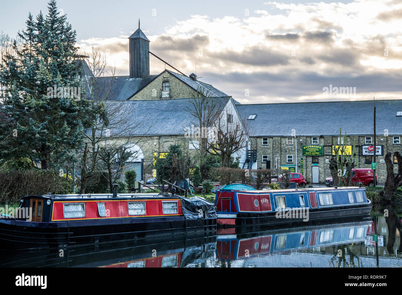 Sawbridgeworth hertfordshire hires stock photography and images Alamy
