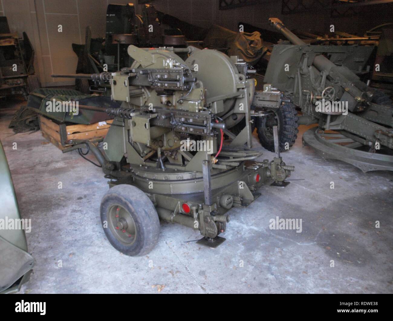Anti aircraft artillery hires stock photography and images Alamy