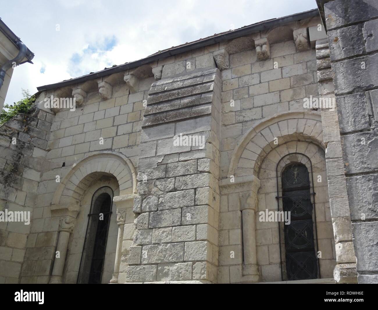 Antran (Vienne) Antran (Vienne) église, modillons Stock Photo Alamy