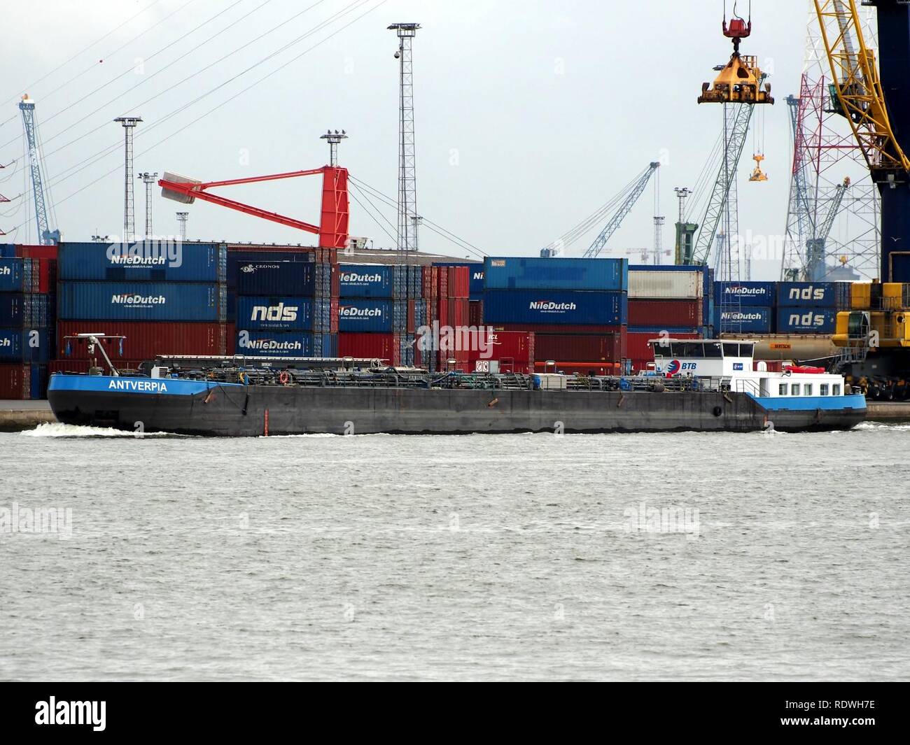 Antverpia - ENI 06105347, Port of Antwerp. Stock Photo