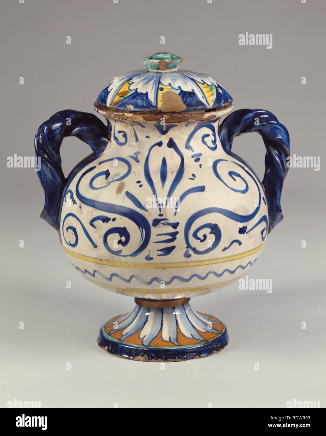 Apothecary vase (vaso da farmacia Stock Photo Alamy