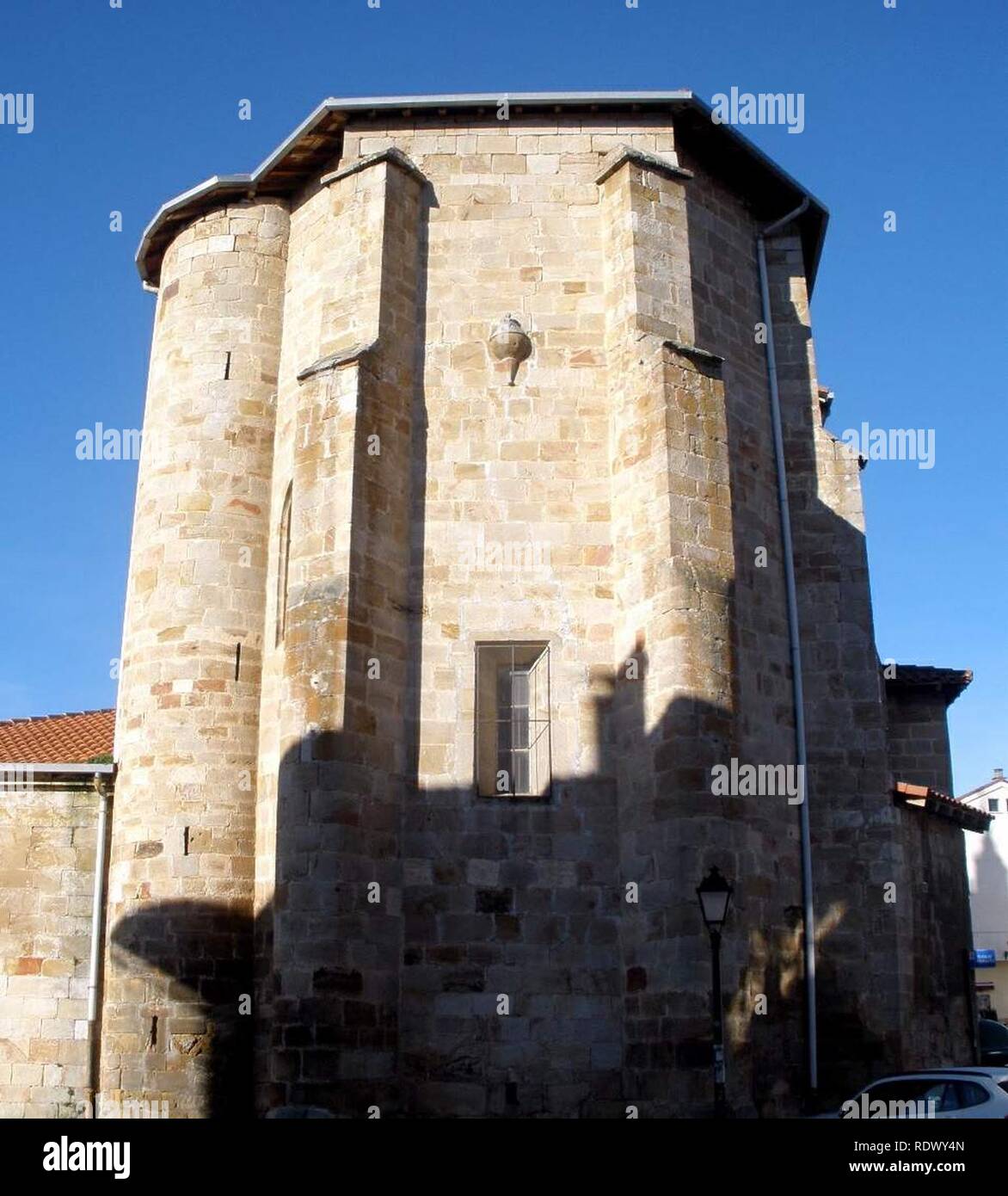 Araia Iglesia de San Pedro Apostol 5 Stock Photo Alamy