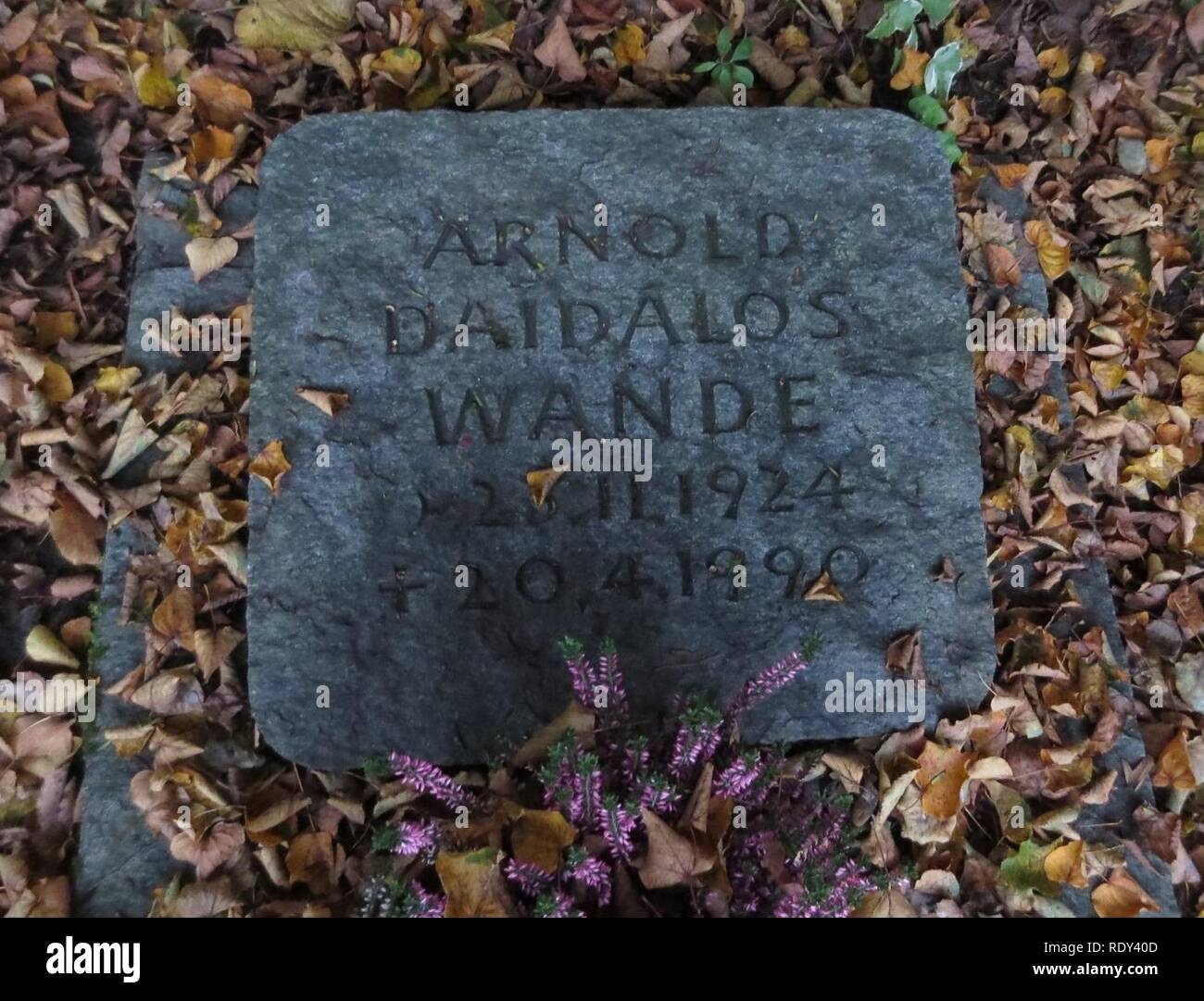 Arnold Daidolos Wande grave Stock Photo Alamy