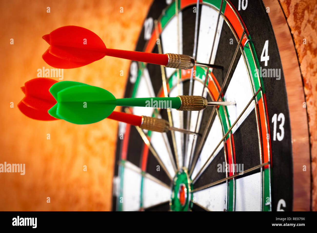 Dart darts aim purpose hi-res stock photography and images - Page 2 - Alamy