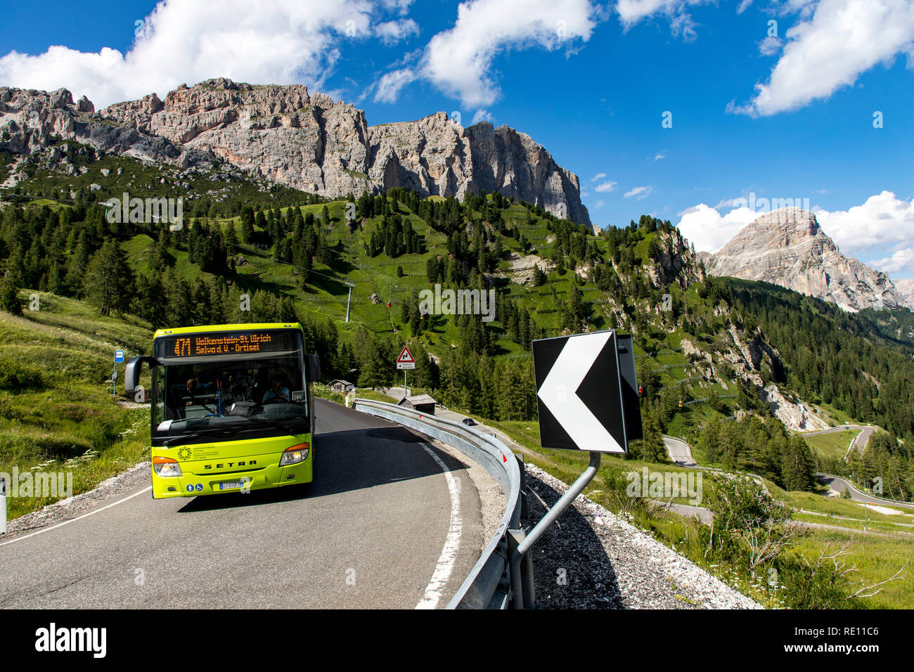 Bus Driving Narrow Road In Hi res Stock Photography And Images Alamy