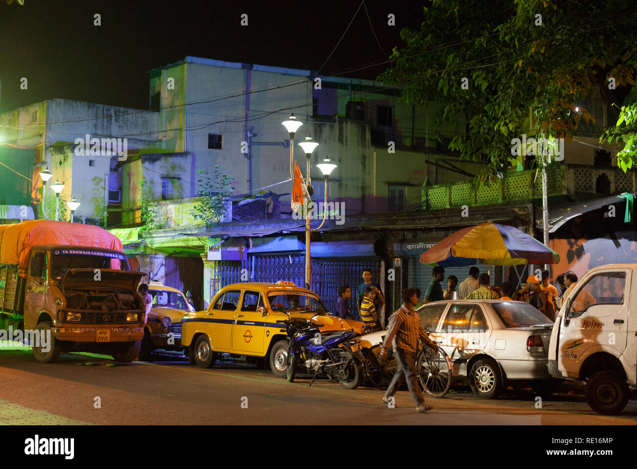 Kolkata night hires stock photography and images Alamy