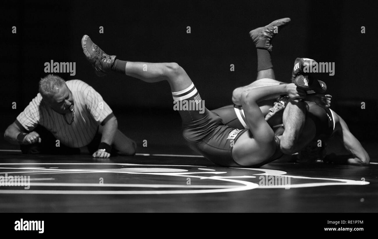 Wrestling Under The Spotlight With Pleasant Valley Vs Foothill High 