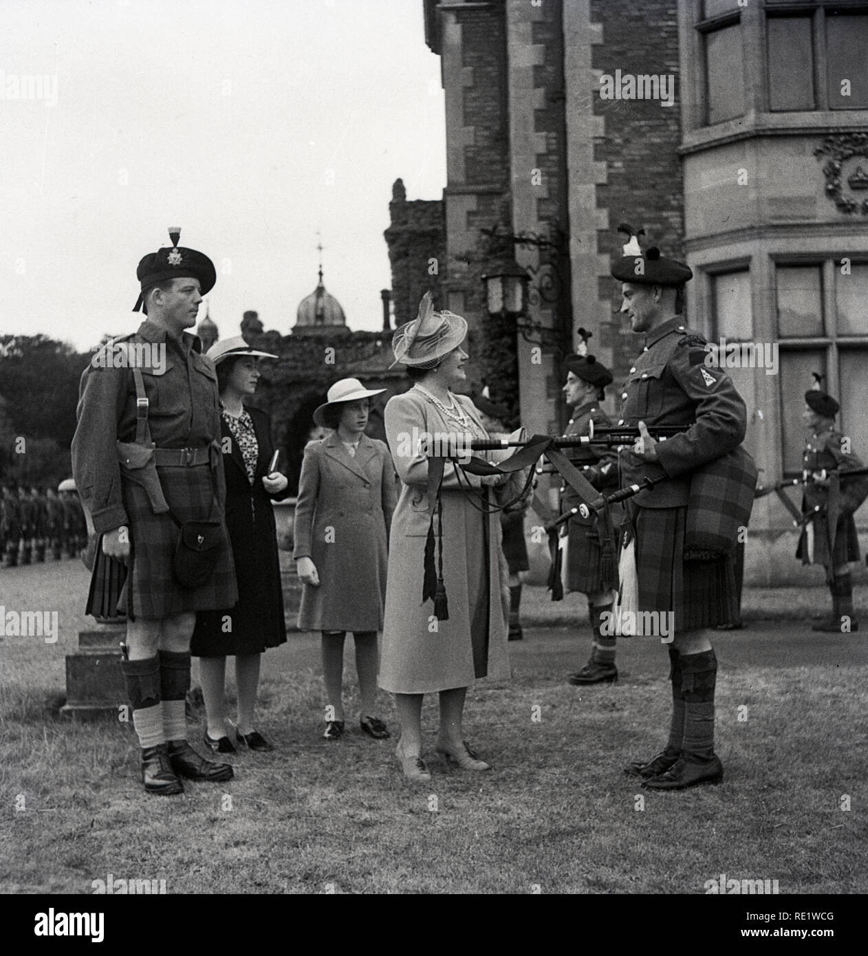 Queen Elizabeth visited THE IRISH REGIMENT OF CANADA at Sandringham Castle at the 8th of July 1943 Stock Photo