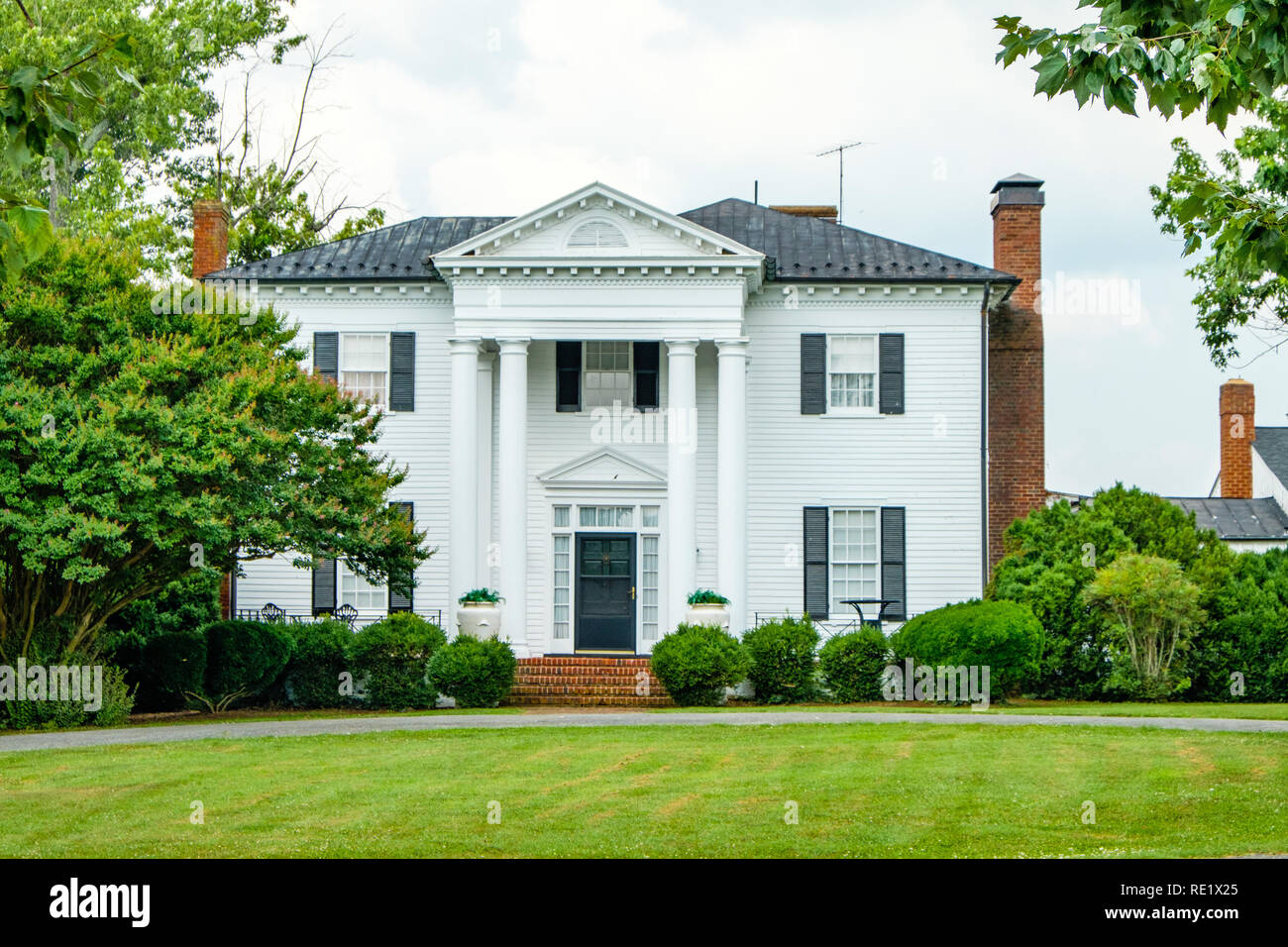 Winton Country Club, 599 Patrick Henry Highway, Clifford, Virginia