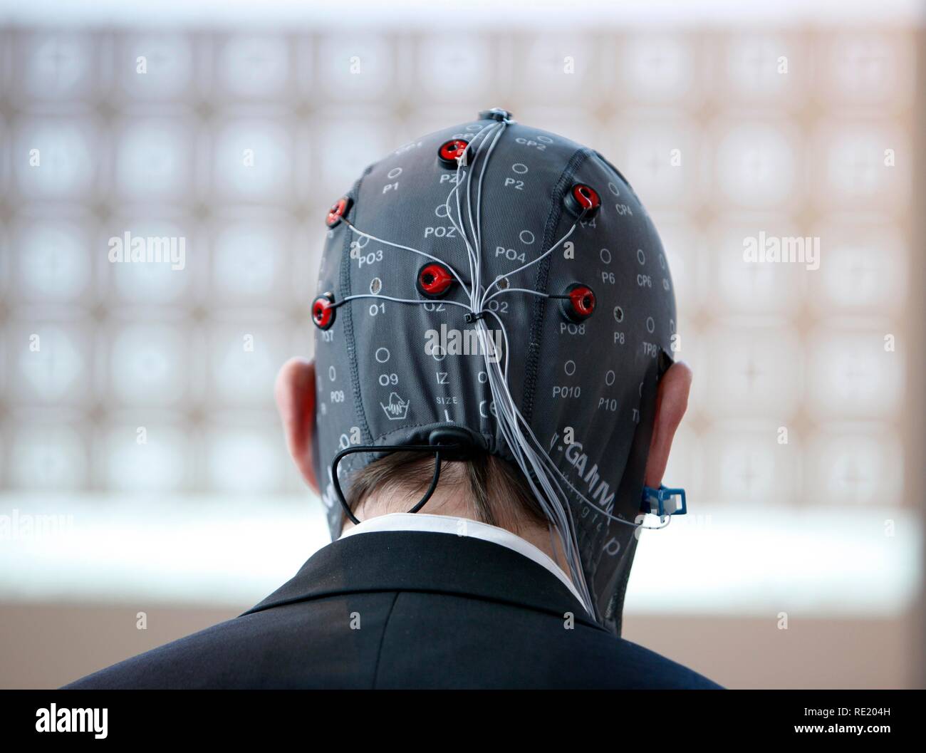 Control of machines and computers through brain activity, electrodes on