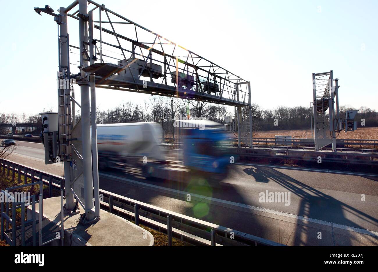 Lorries and toll bridge hi-res stock photography and images - Alamy