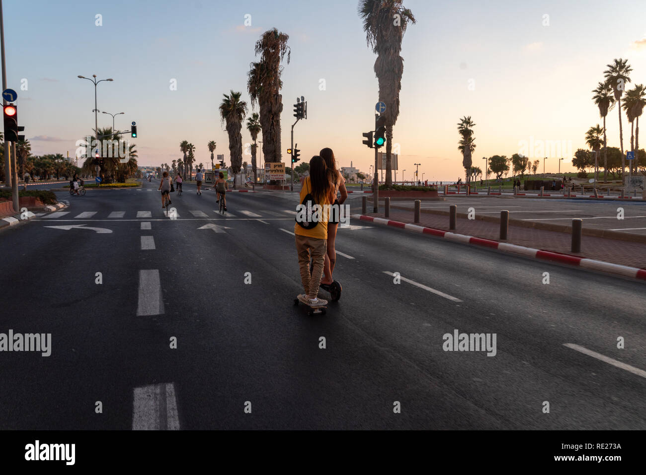 Israelis enjoy open roads on Yom Kippur Stock Photo Alamy