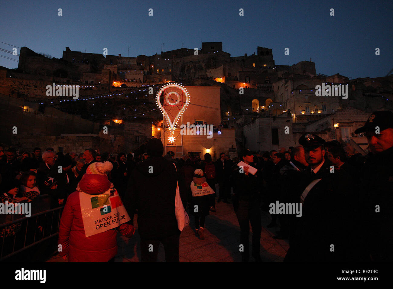 Foto Donato Fasano - LaPresse 19 01 2019  - Matera Cronaca La mattinata di Matera, che da oggi &#xe8; ufficialmente Capitale Europea della Cultura 2019, si &#xe8; aperta con le 39 bande che si sono esibite nella Cava del Sole (20 italiane e 19 straniere) per salutare i tantissimi affezionati. Un totale di, sembra inutile dirlo, 2019 musicisti. E poi l'arrivo del premier Giuseppe Conte, che ha dichiarato che questa giornata &#xe8; una &#xab;riscossa per il Sud&#xbb;: questi i momenti salienti della prima mattinata di Matera da capitale della Cultura.  Photo Donato Fasano - LaPresse 19 01 2019   Stock Photo