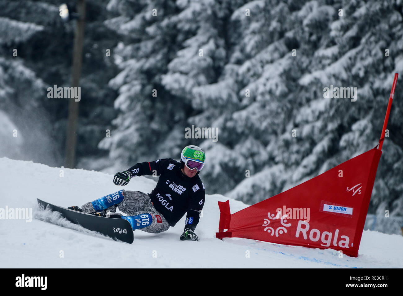 Snowboard slalom hi-res stock photography and images - Page 3 - Alamy