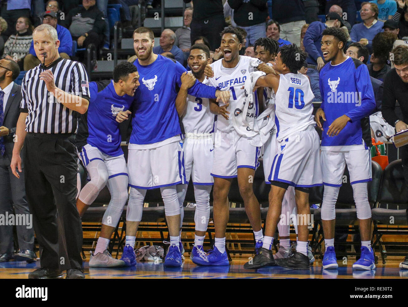 Jan 18 2019 The Buffalo Bulls Bench Has A Lot To Celebrate After