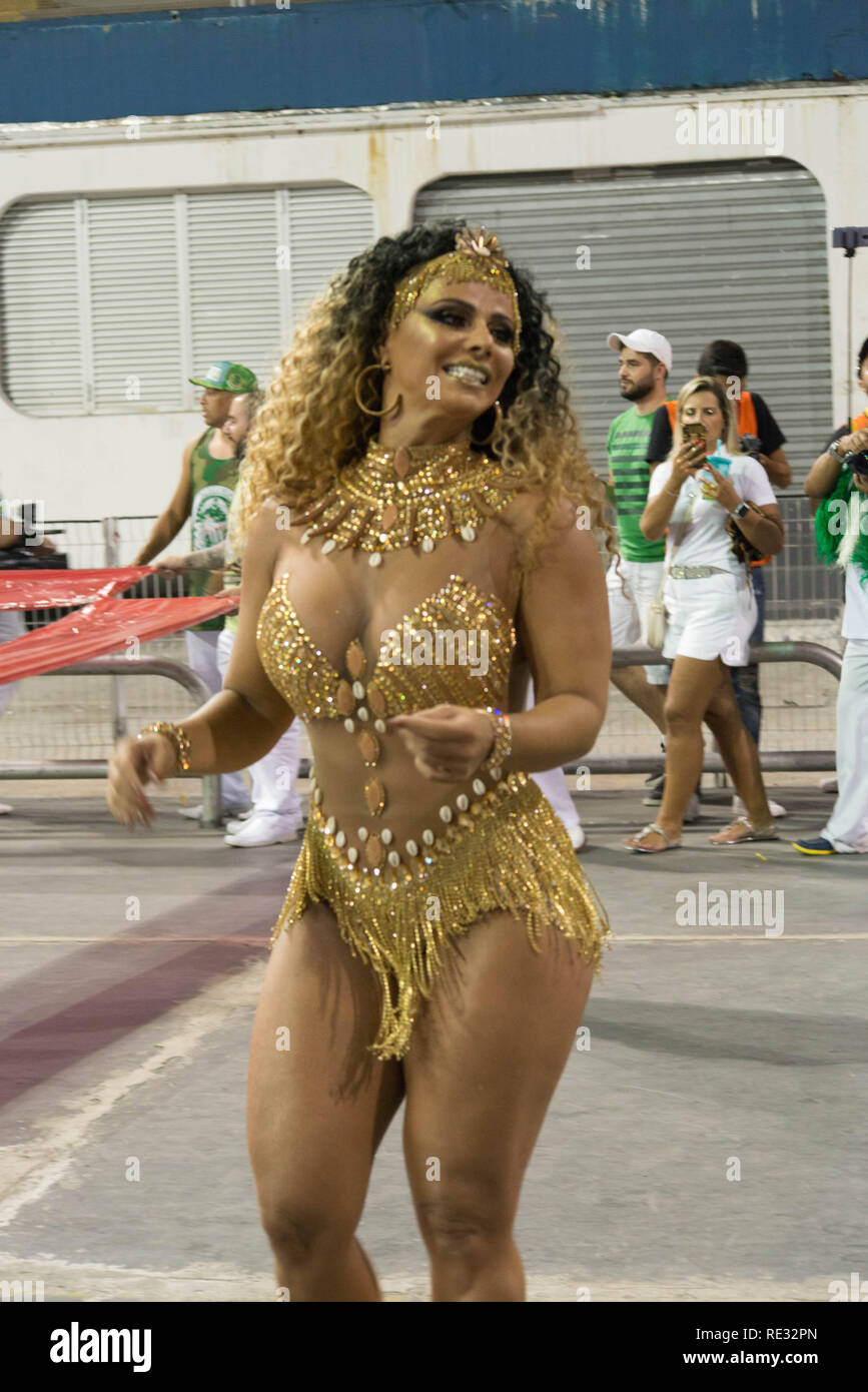 Viviane araujo hi-res stock photography and images - Alamy