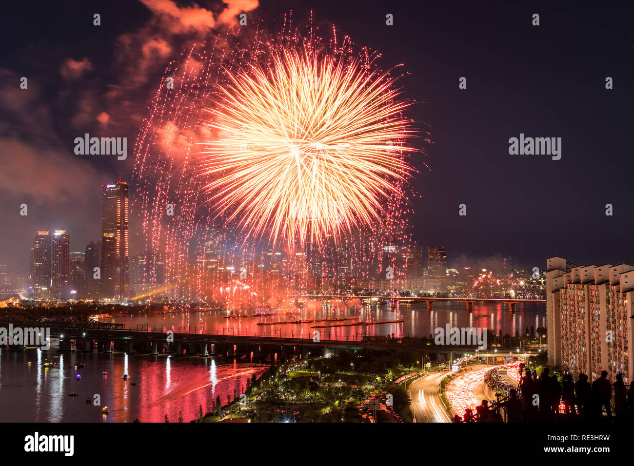 Seoul fireworks festival in Han river Stock Photo Alamy