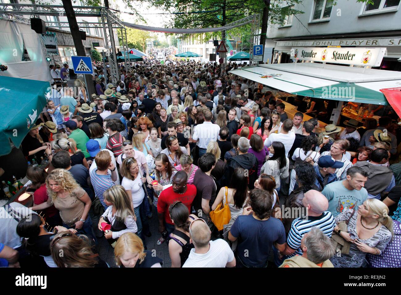 'Rue-Fest' festival, one of the biggest street festivals in the Ruhr area, Ruettenscheider Strasse in Essen Stock Photo