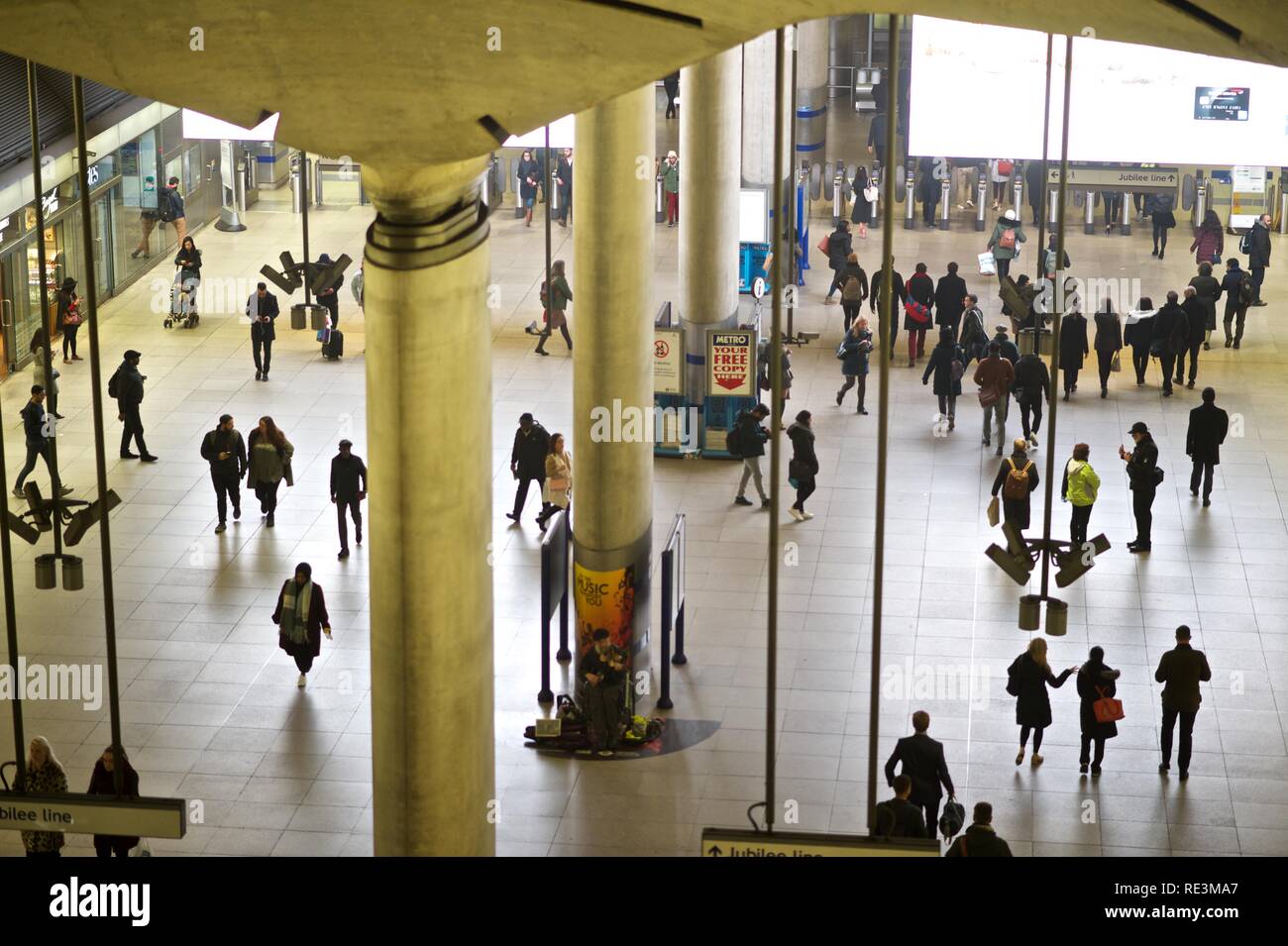 Canary Wharf Underground Stock Photo - Alamy