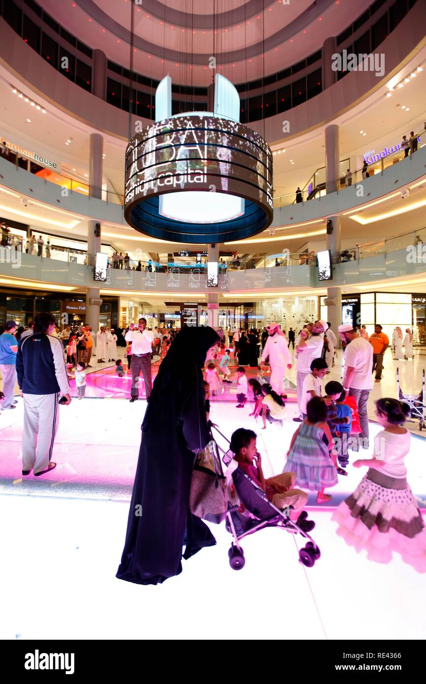 Light Show Inserted Into Ground In The Dubai Mall Dubai United