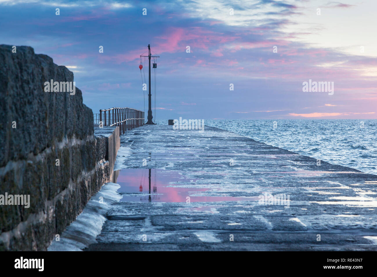 Spring tide hires stock photography and images Alamy