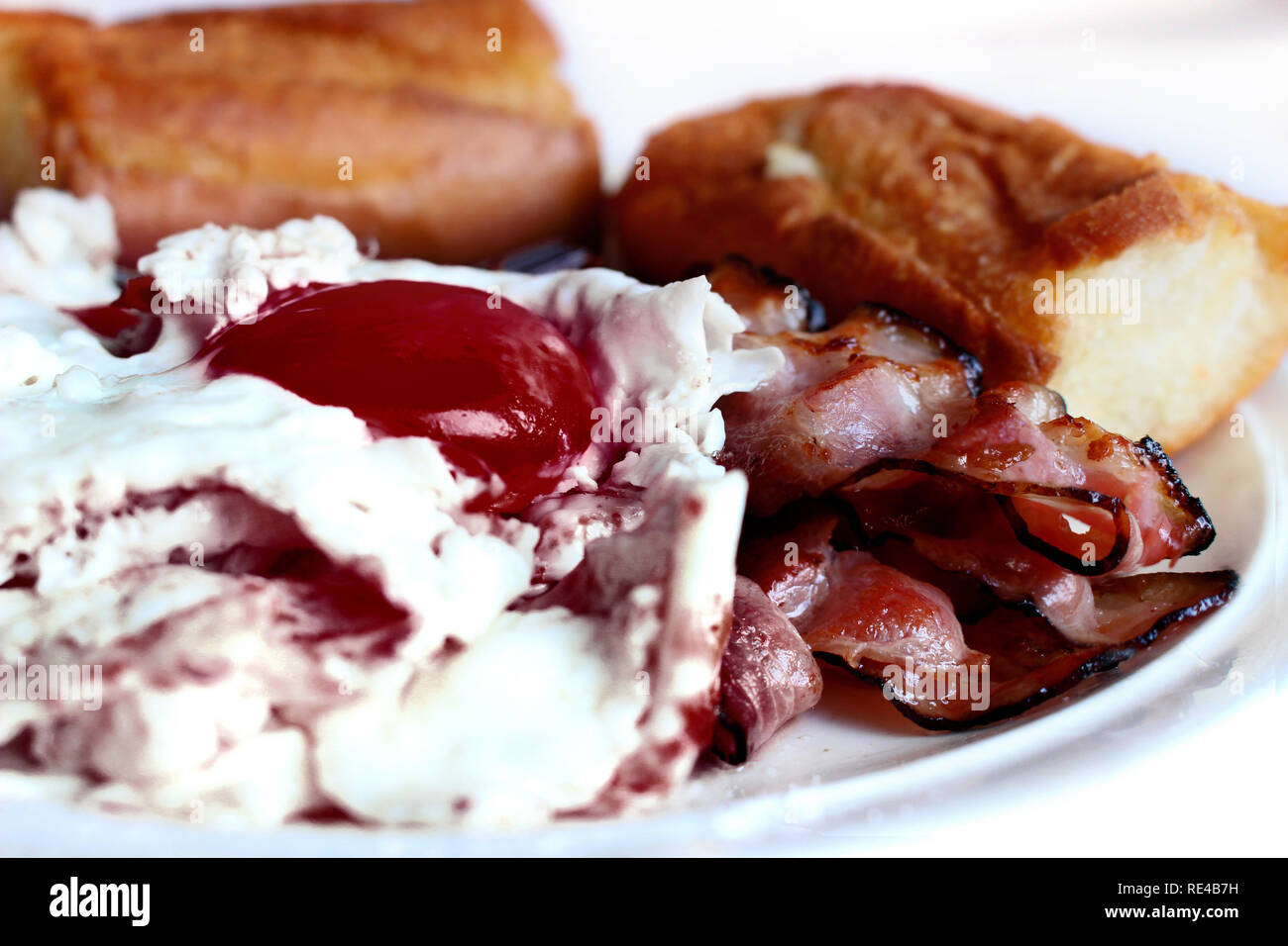 Breakfast meal Ham and eggs Stock Photo - Alamy