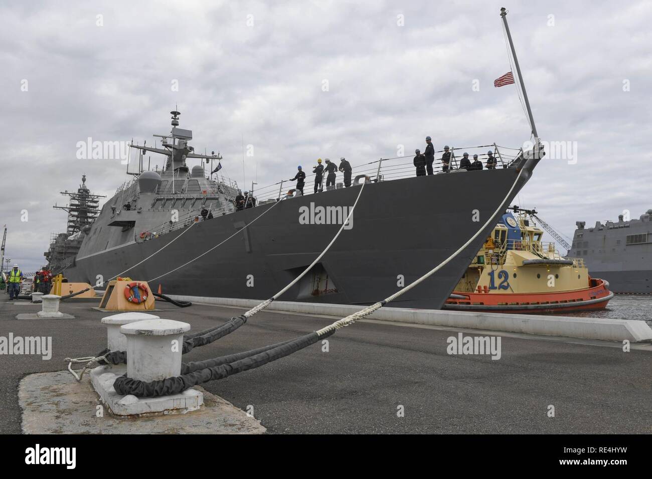 JACKSONVILLE, Fla. (Nov. 23, 2016) Freedom-variant littoral combat ship ...