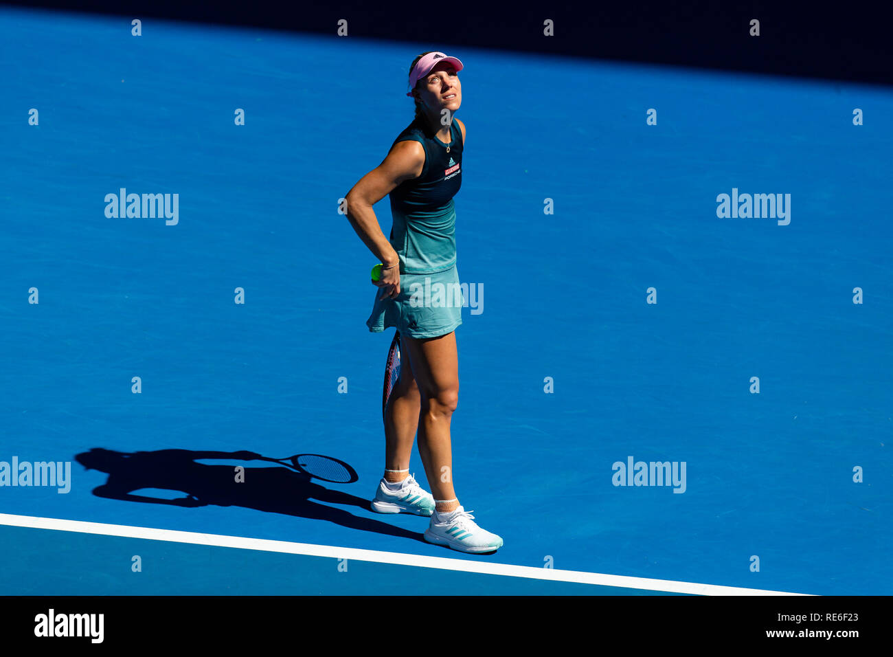 Melbourne, Australia. 20th Jan, 2019. Tennis: Grand Slam, Australia Open. Angelique Kerber from Germany looks at the results table during her defeat in the round of 16 against Danielle Collins from the USA. Credit: Frank Molter/dpa/Alamy Live News Stock Photo