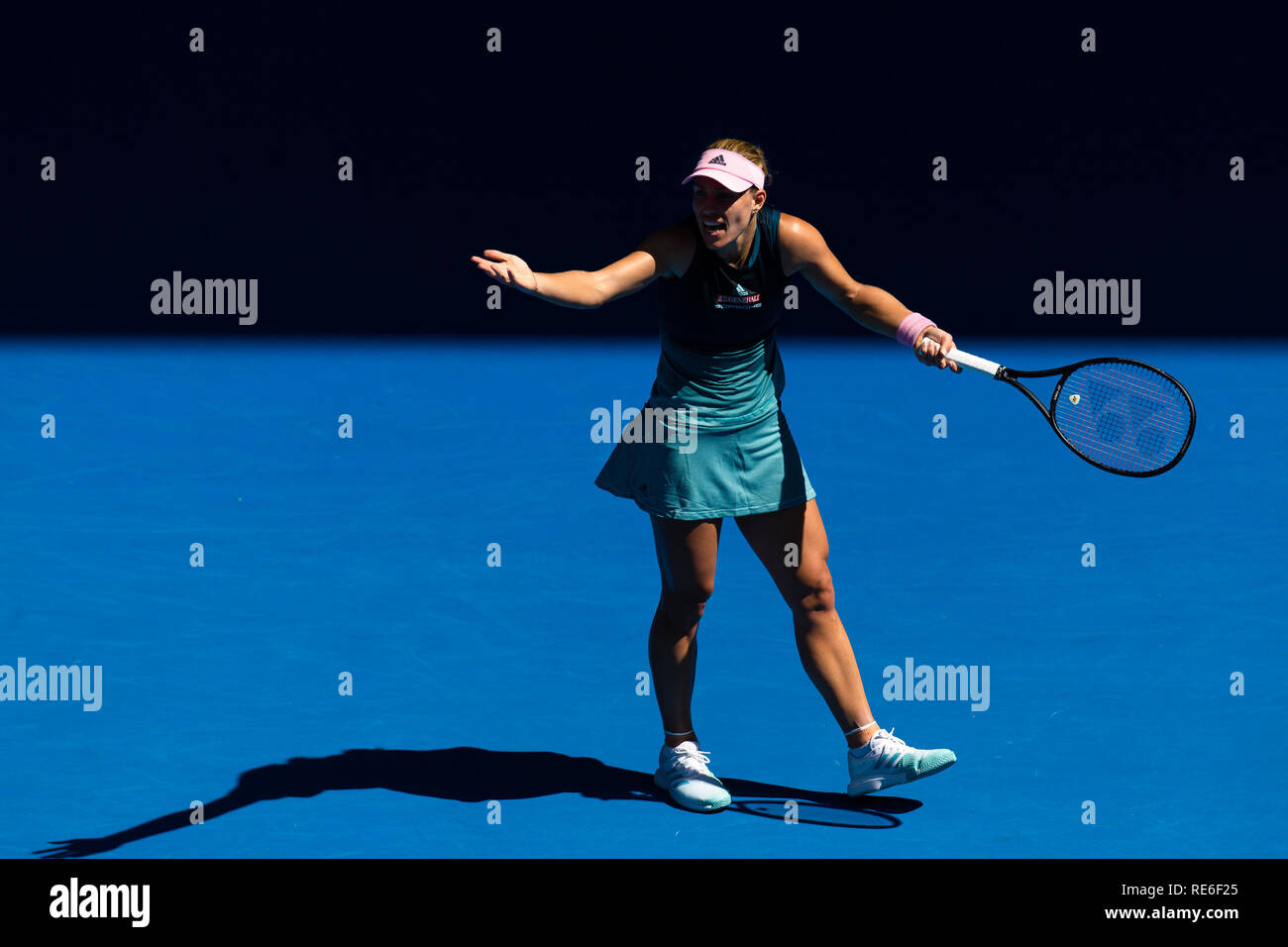 Melbourne, Australia. 20th Jan, 2019. Tennis: Grand Slam, Australia Open.  Angelique Kerber from Germany gestures during her defeat in the round of 16  against Danielle Collins from the USA. Credit: Frank Molter/dpa/Alamy