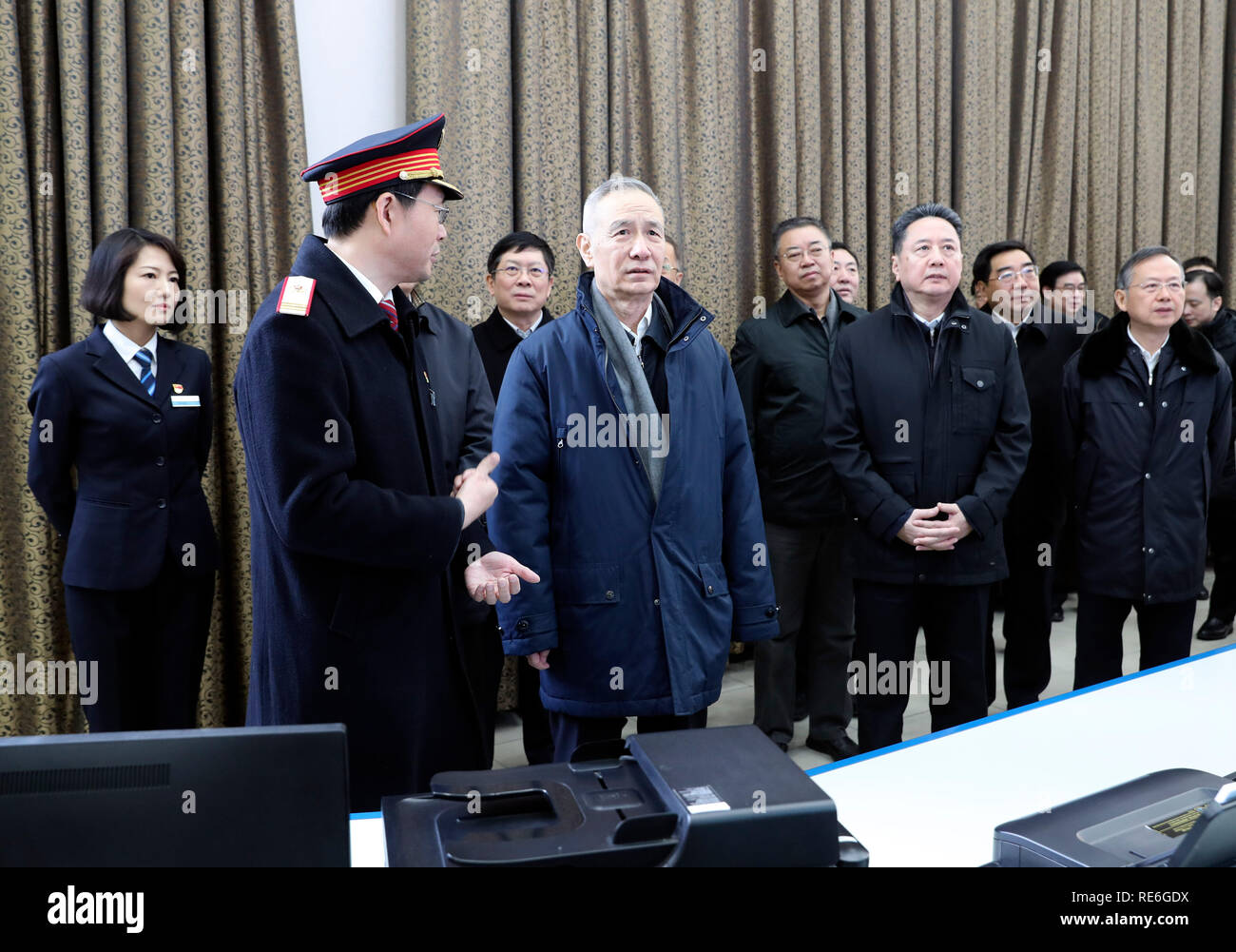 Beijing, China. 20th Jan, 2019. Chinese Vice Premier Liu He inspects the preparatory work for holiday travels at the Beijing Railway Station in Beijing, capital of China, Jan. 20, 2019. Liu He has called on the country's transport authorities to work to ensure safety and efficiency during the 40-day Spring Festival travel rush season starting Monday. Credit: Yao Dawei/Xinhua/Alamy Live News Stock Photo