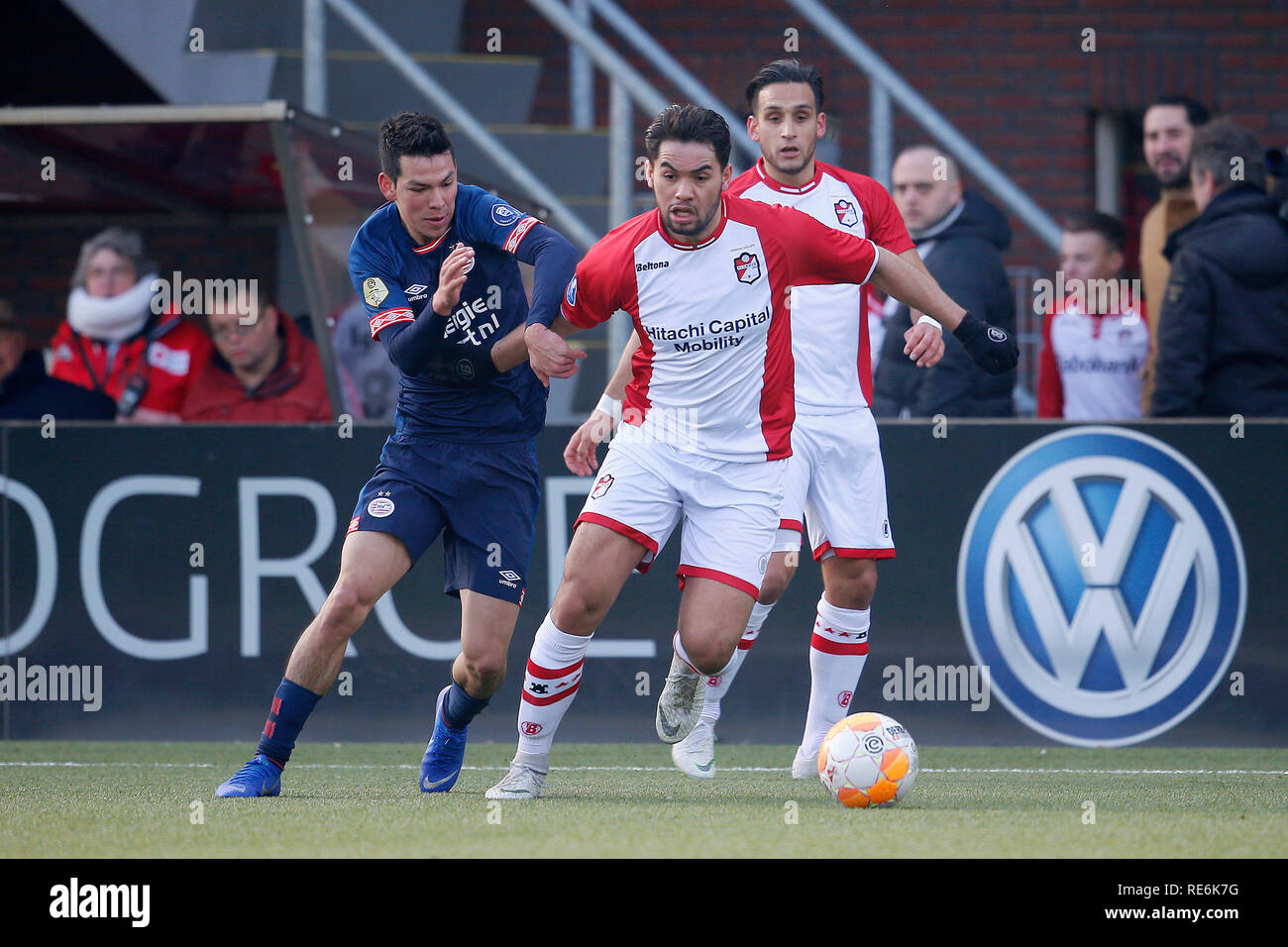 Emmen Netherlands 20th Jan 2019 Emmen 20 01 2019 Stadium Oude Meerdijk Season 2018 2019 Dutch Eredivisie Psv Player Hirving Lozano And Fc Emmen Player Keziah Veendorp During The Match Fc Emmen