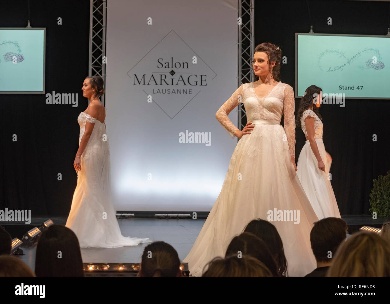 Lausanne, Switzerland. 20th Jan, 2019. Model wearing the new wedding solemn wedding dress collection 2019 at the Baulieu Expo in Lausanne, in Switzerland. Lausanne, Switzerland on the 20 th January, 2019. Credit: Eric Dubost/Alamy Live News. Stock Photo
